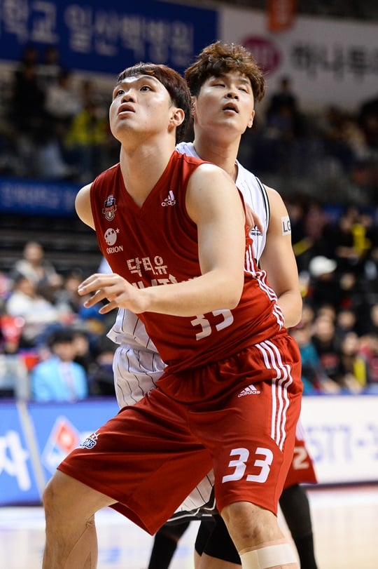 22일 만에 복귀전을 치른 이승현. /사진=KBL 제공<br /><br />
<br /><br />
