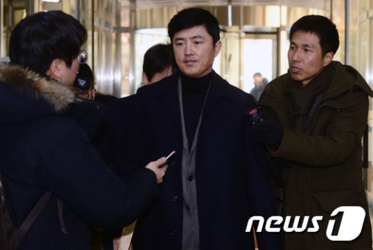 공판에 출석하고 있는 고영태 전 더블루K 상무./사진=뉴스1<br /><br />
<br /><br />
