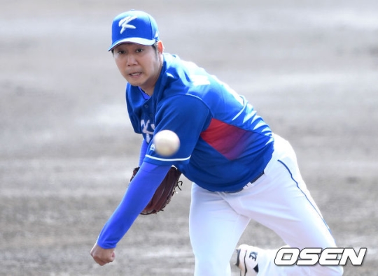 요미우리전에서 호투를 선보인 장원준.<br /><br />
<br /><br />
