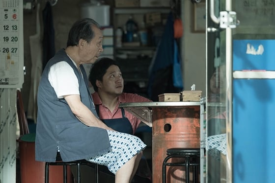 영화 '해빙'에서 신구와 김대명/사진='해빙' 스틸컷