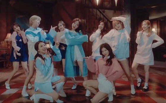 트와이스 '낙낙' 뮤직비디오 