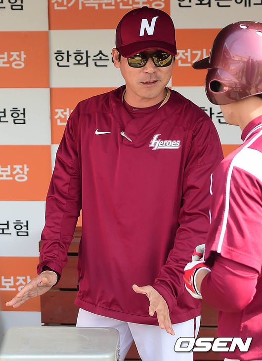 넥센 히어로즈 장정석 감독.<br /><br />
<br /><br />
