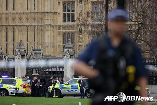 런던 의사당 인근에서 테러가 발생해 한국인 5명이 부상을 당했다. /AFPBBNews=뉴스1