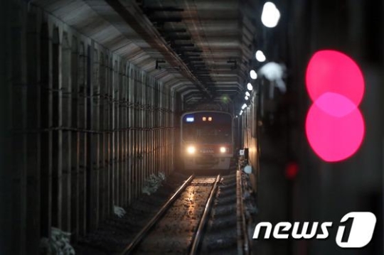 지하철 7호선이 고장나면서 승객들이 불편을 겪었다. /사진=뉴스1