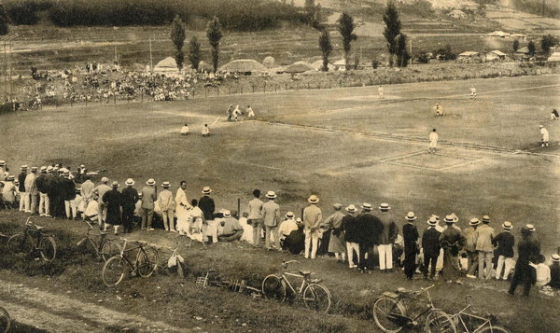1928년 구덕운동장 자리에서 열린 야구경기 모습./사진= 부산시야구소프트볼협회 제공