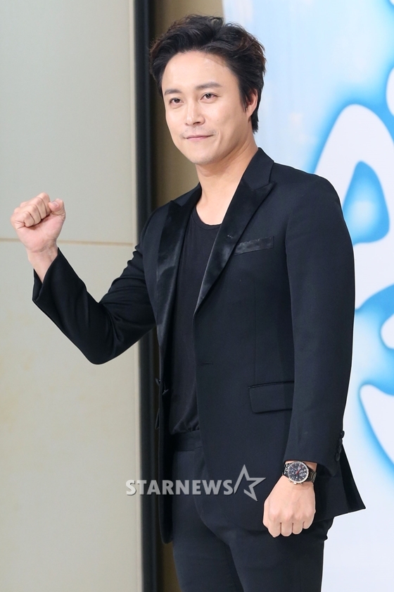 이범수 자전거