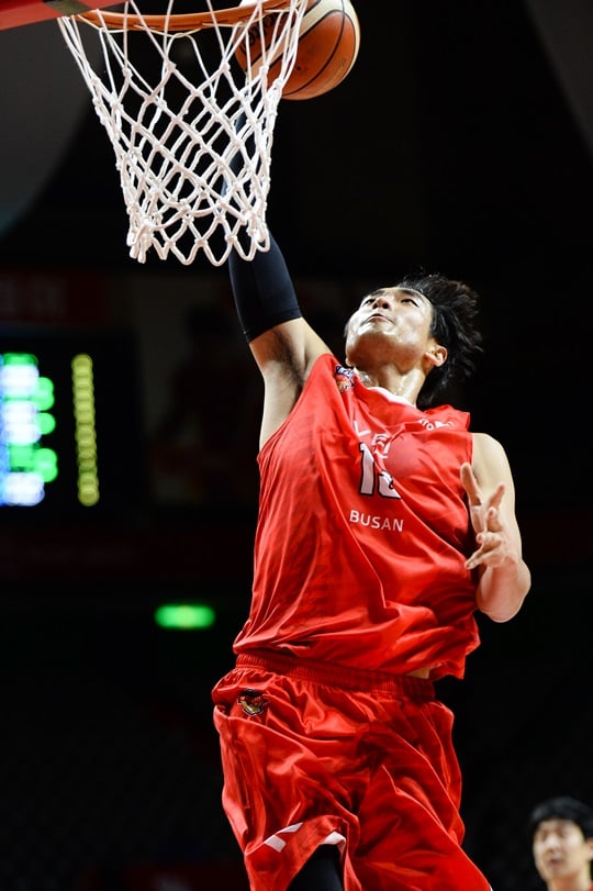 KT와 FA 계약을 마친 김현민. /사진=KBL 제공