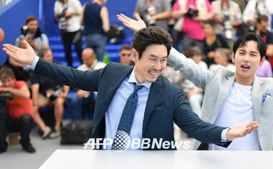 배우 설경구(사진 왼쪽), 임시완/AFPBBNews=뉴스1