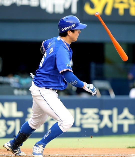 이날 1군에 콜업돼 4안타 경기를 만들어낸 김정혁. /사진=삼성 라이온즈 제공<br /><br />
<br /><br />
