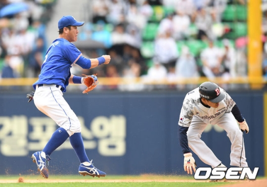 5회말 조동찬의 주루방해가 나왔고, 추가 실점의 빌미가 됐다.<br /><br />
<br /><br />

