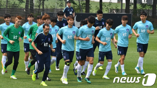 한국 대표팀 선수단. /사진=뉴스1<br /><br />
<br /><br />
