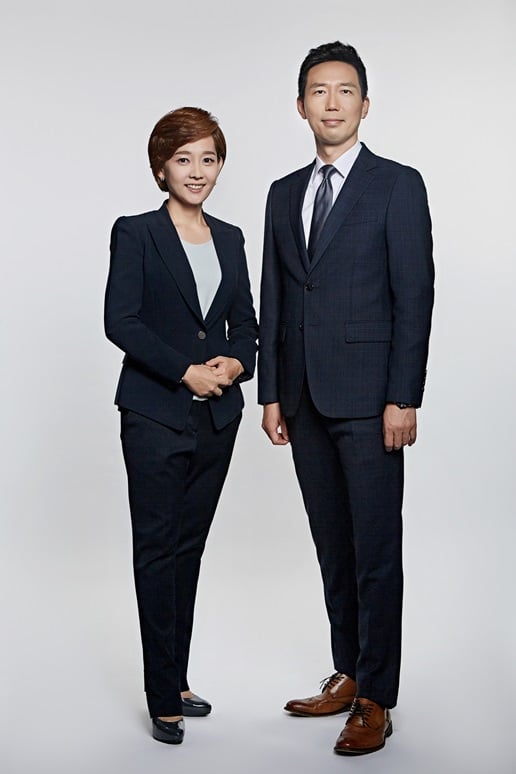 황남희, 이정헌 앵커 / 사진=JTBC