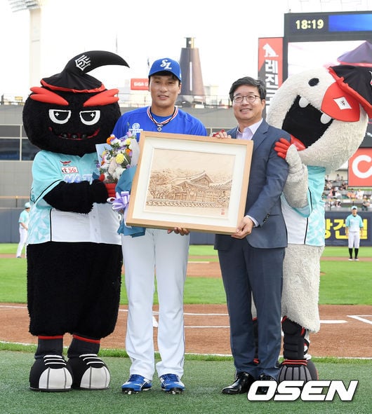 이승엽.<br /><br />
<br /><br />
