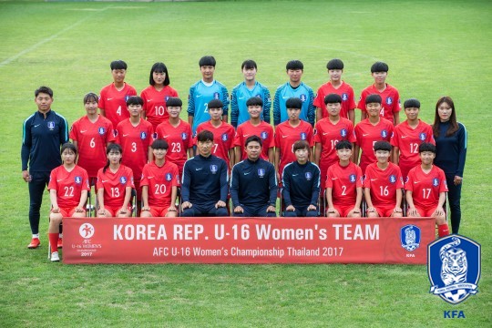 한국 여자 U-16 대표팀. /사진=대한축구협회 제공<br /><br />
<br /><br />
