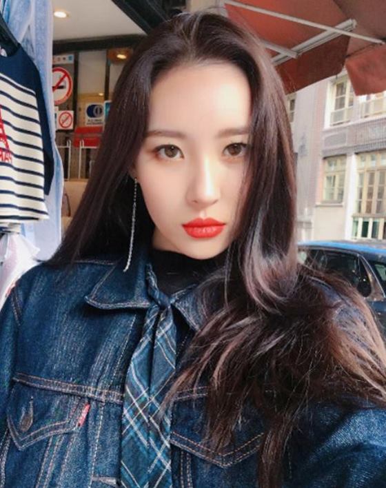 선미, 긴생머리+레드립..우아美에 빠져들다 - 스타뉴스 선미, 긴생머리+레드립..우아美에 빠져들다 - 스타뉴스