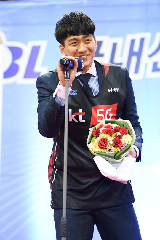 당찬 소감을 말하는 양홍석 / 사진=KBL 제공