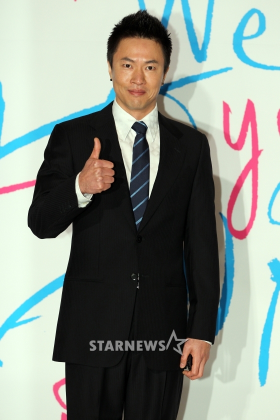 김정민, 18일 미니앨범 컴백..박상민·권선국 지원사격(공식) - 스타뉴스 김정민, 18일 미니앨범 컴백..박상민·권선국 지원사격(공식) - 스타뉴스