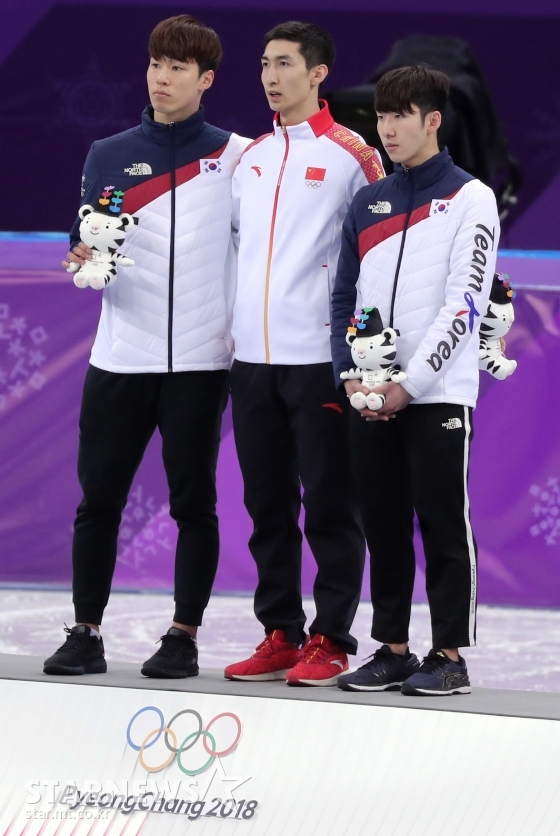 좌측부터 500m 은메달 황대헌, 금메달 우다징, 동메달 임효준 /사진=김창현 기자