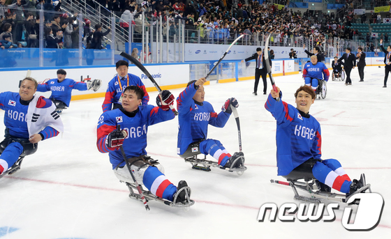 한국 아이스하키가 패럴림픽 동메달을 획득했다. /사진=뉴스1