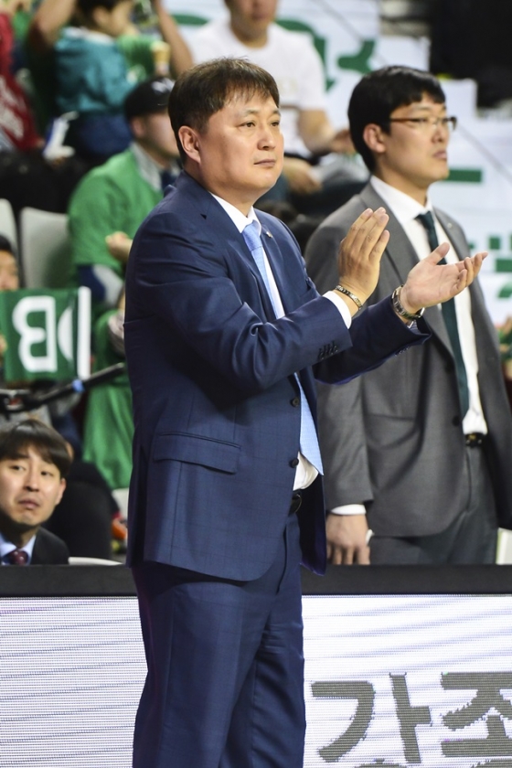 원주 DB 이상범 감독. /사진=KBL 제공