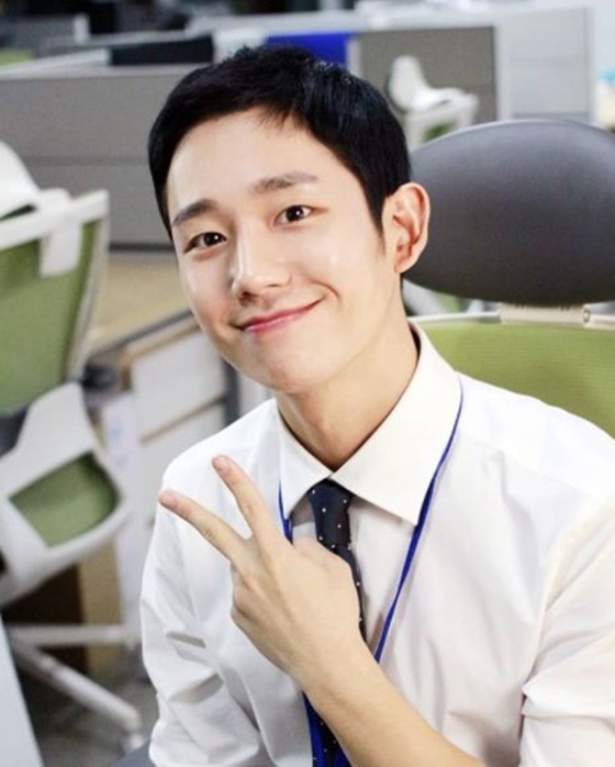 정해인 '예쁜 누나' 본방 독려 정해인 '예쁜 누나' 본방 독려