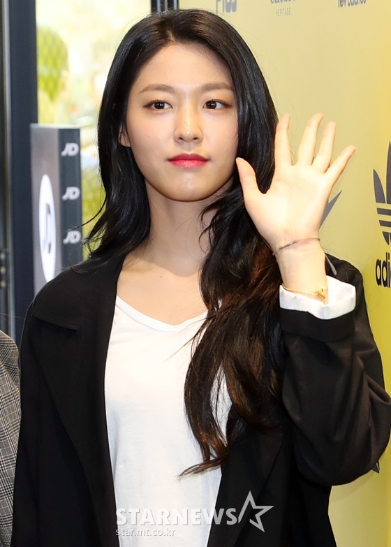 '섹션' 설현 합성사진 보도에 방통심의위 '의견제시'- 스타뉴스