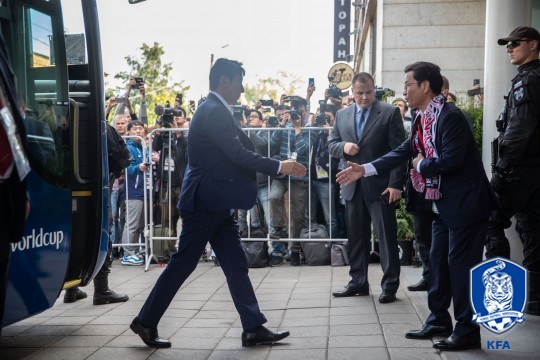 신태용 감독(가운데) /사진=대한축구협회 제공