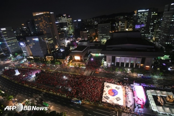 태극전사들을 응원하는 국민들의 광화문 응원 모습 /AFPBBNews=뉴스1