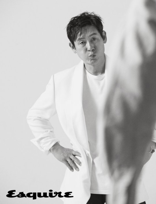 사진제공=에스콰이어