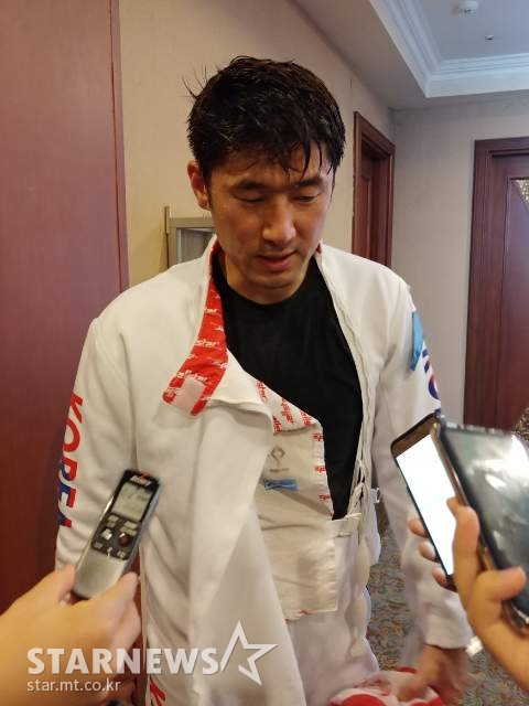 남자 펜싱 에페 대표팀 맏형 정진선. /사진=김동영 기자