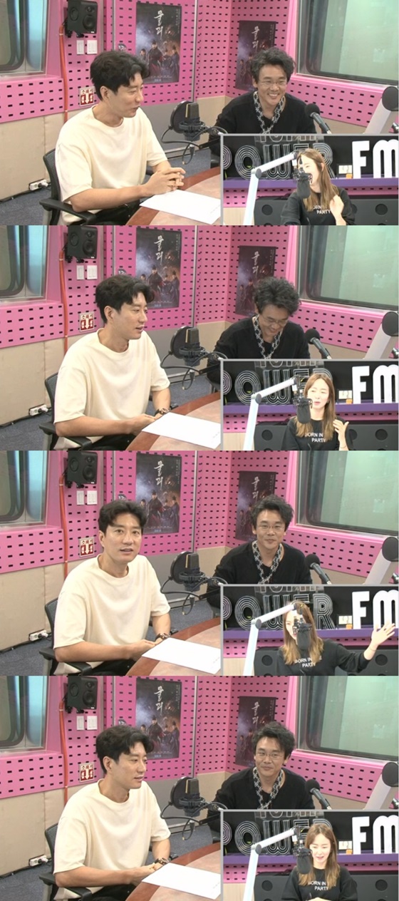 배우 김명민(왼쪽), 김인권 /사진=SBS 라디오 파워FM '박선영의 씨네타운' 보는 라디오 방송화면 캡처