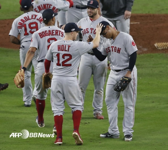 보스턴 레드삭스가 챔피언십시리즈 2승 1패로 앞서갔다. /AFPBBNews=뉴스1