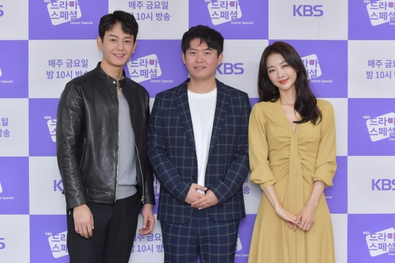 임주환, 송민엽 PD(사진 가운데), 장희진/사진=KBS