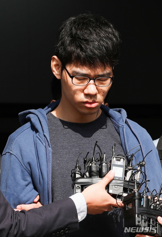 '강서구 PC방 살인' 피의자 김성수(29)가 약 한 달간 정신감정을 받게 된다. 그가 있을 치료감호소는 일종의 정신병원이다. / 사진=뉴시스