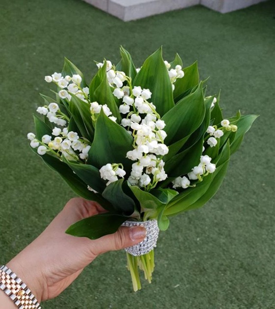 방송인 박은지의 은방울꽃 부케 /사진=박은지 인스타그램