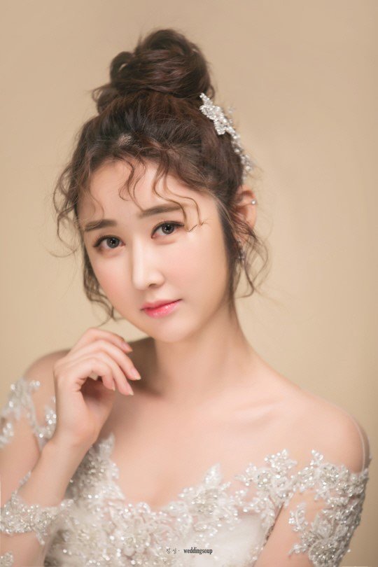 배우 성은채 /사진제공=웨딩숲