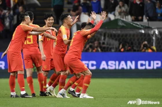 필리핀전 득점 후 세리머니를 하고 있는 중국 선수들. /AFPBBNews=뉴스1