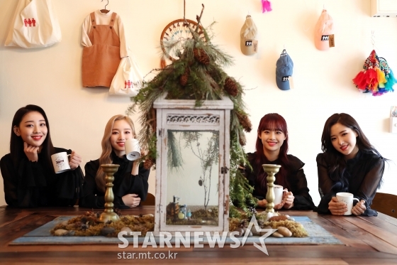 이달의 소녀 yyxy 이브, 고원, 츄, 올리비아 혜(왼쪽부터)/사진=임성균 기자