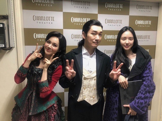 (왼쪽부터)아이비, 조승우, 손나은 /사진=손나은 인스타그램