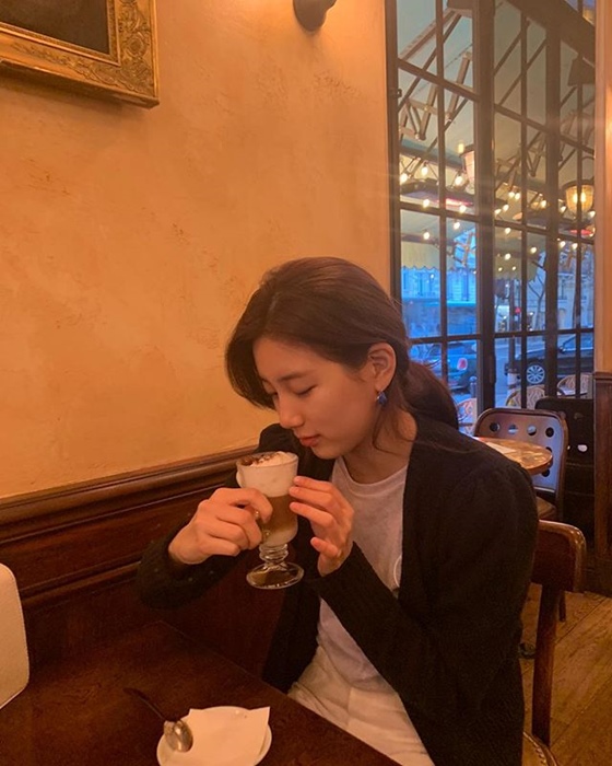 수지 /사진=수지 인스타그램