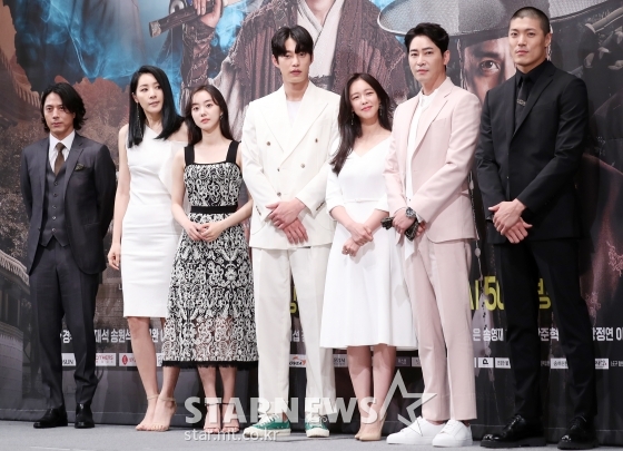 TV조선 '조선생존기'의 한재석, 윤지민, 박세완, 송원석, 경수진, 강지환, 이재윤(사진 맨 왼쪽부터 오른쪽으로)/사진=김휘선 기자