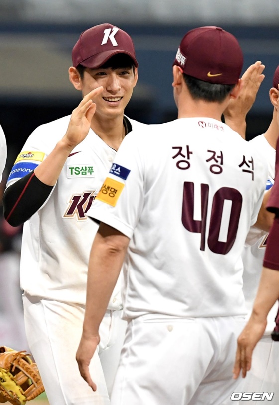 "이정후 계속 3번 타자" 타율 0.339 치니 장정석 감독 마음에 쏙 ...