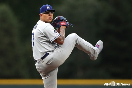 가정폭력 혐의로 MLB로부터 20경기 출장 정지 징계를 받은 LA 다저스 훌리오 유리아스. /AFPBBNews=뉴스1<br /><br />
<br /><br />

