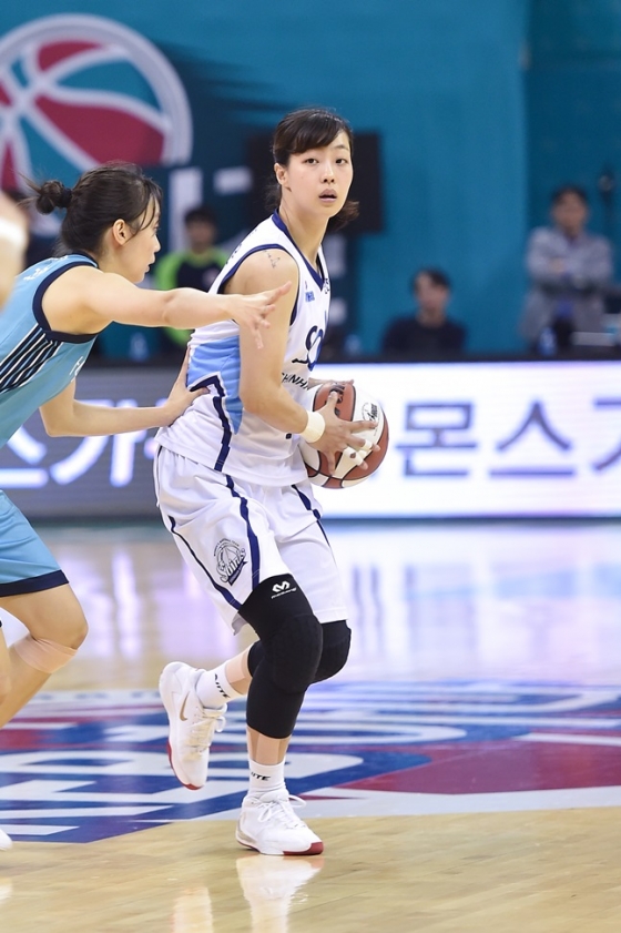 신한은행 베테랑 이경은. /사진=WKBL 제공