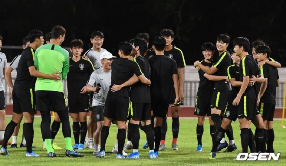 김학범 감독이 이끄는 U-23 축구대표팀이 8일 오후 태국 송클라에서 훈련을 진행했다.