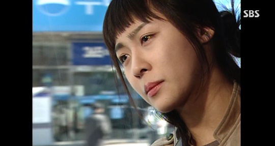 2004년 SBS에서 방송된 조인성 하지원 소지섭 박예진 주연 드라마 '발리에서 생긴 일' 화면 캡쳐 
