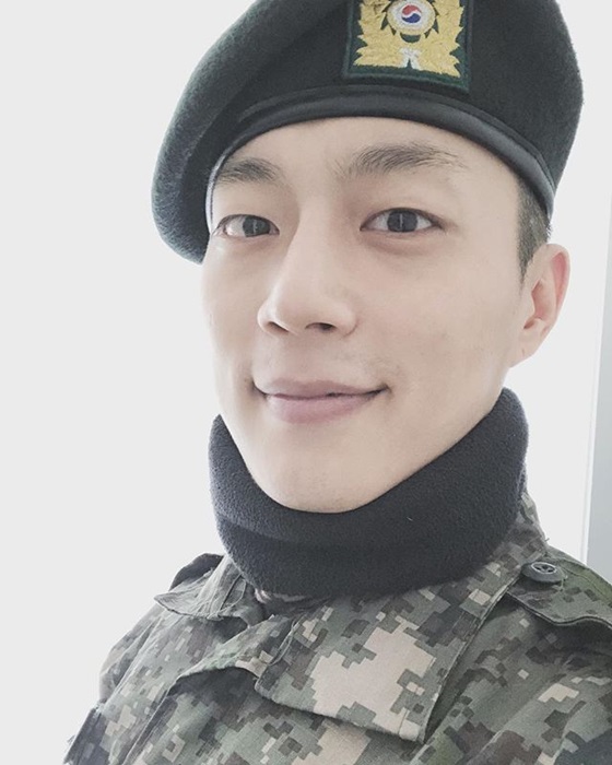 /사진=윤두준 인스타그램