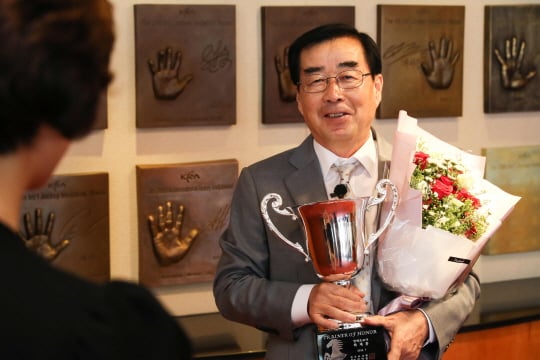 2018 영예조교사 하재흥/사진제공=한국마사회