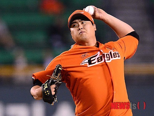 2012년 한화 소속으로 공을 던졌던 류현진. /사진=뉴시스