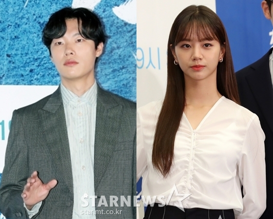 "4년째 열애중..류준열♥혜리, 더위 속, 청담동 데이트- 스타뉴스